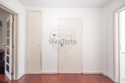 Apartamento T4 à venda na Alameda dos Oceanos