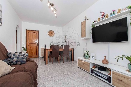 Apartamento T3 à venda na Rua Almada Negreiros
