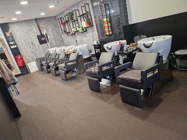 Espaço comercial com rentabilidade à venda na Rua Luís Vaz de Camões
