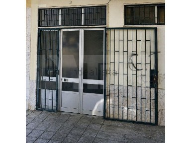 Armazém à venda na Rua Barbosa du Bocage