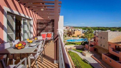 Arrendamento de apartamento T2 em Victoria - Monte Laguna