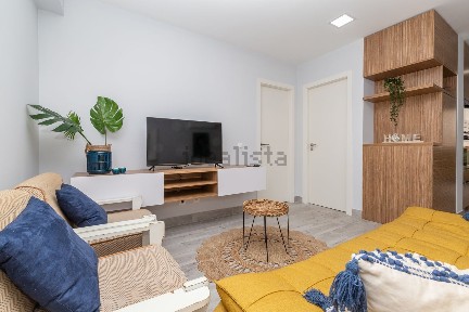 Arrendamento de apartamento T2 na Rua Engenheiro Francisco Bívar