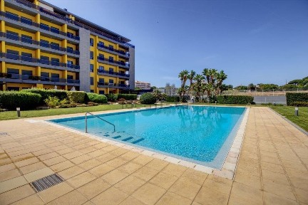 Arrendamento de apartamento T2 na Rua do Forte Novo