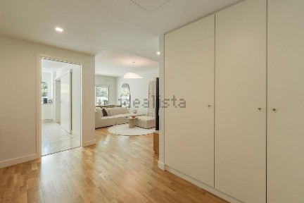 Apartamento T3 à venda na Avenida 5 de Outubro, 355
