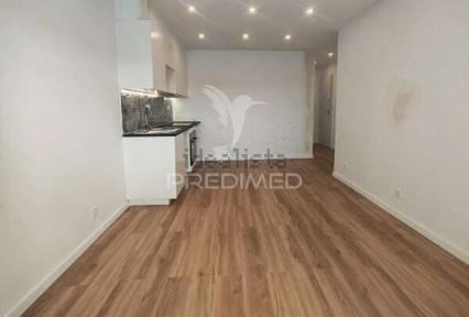 Apartamento T1 à venda em Sacavém e Prior Velho