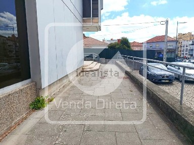 Espaço comercial à venda na Rua Professor Armando Lucena, 3 a