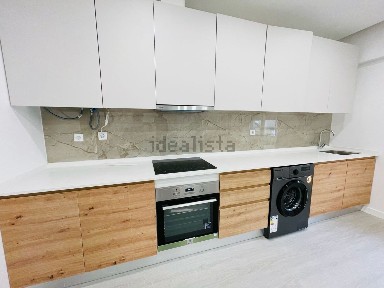 Apartamento T2 à venda na Rua General João de Almeida s/n