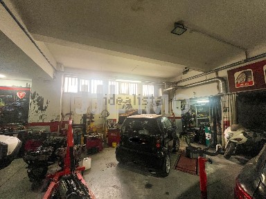 Espaço comercial com rentabilidade à venda na Rua da Cruz Vermelha