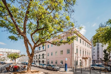Apartamento T2 à venda na Alameda do Beato, 44