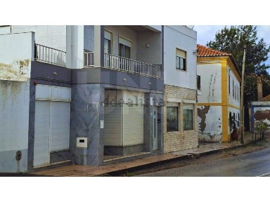 Espaço comercial à venda na Rua da Liberdade, 57