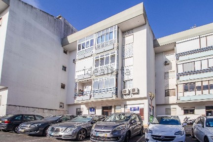 Falagueira-Venda Nova, Avenida do Brasil, 80