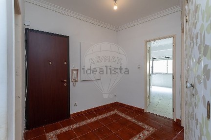 Apartamento T3 à venda na Rua 1º de Dezembro