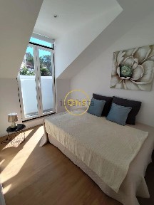 Apartamento T2 à venda na Rua do Vale de Santo António