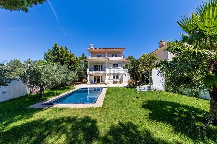 Cascais e Estoril, Cascais, Bairro Torre, Rua Ameixieiras, 57