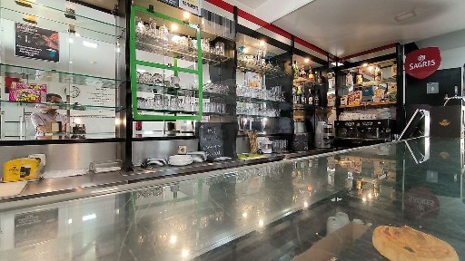 Espaço comercial à venda em Escadinhas José Carlos dos Santos