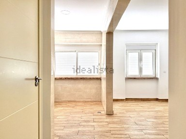 Apartamento T2 à venda em Pontinha e Famões