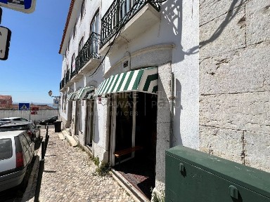 Espaço comercial à venda na Campo de Santa Clara, 73