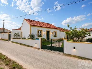 Casa ou moradia à venda em Campelos e Outeiro da Cabeça