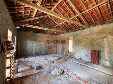 Casa ou moradia à venda em Cadaval e Pêro Moniz