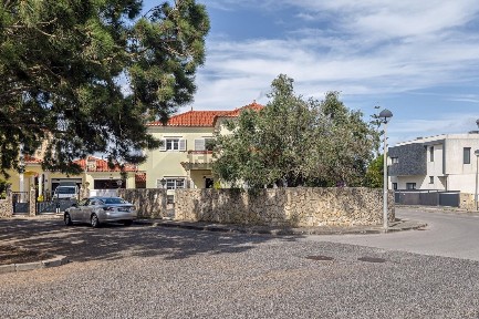 Casa ou moradia à venda na Rua dos Poços s/n