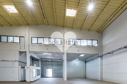 Armazém à venda na Rua do Parque Industrial da Granja A3