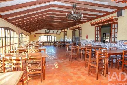 Espaço comercial à venda na Ericeira Nascente