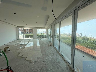 Apartamento T1 à venda na Rua Primeiro de Dezembro