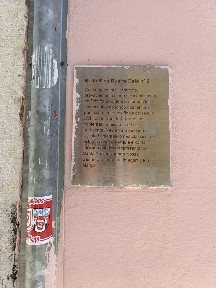 Apartamento T1 à venda na Rua da Bica de Duarte Belo