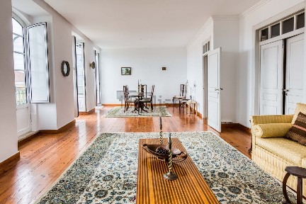 Apartamento T2 à venda na Rua Afonso de Albuquerque