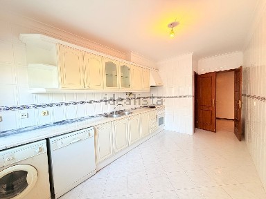 Apartamento T2 à venda na Rua Cidade de Faro, 1