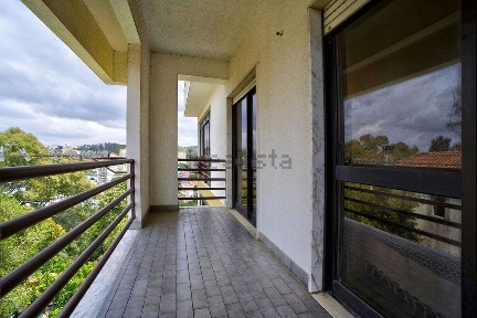 Apartamento T2 à venda na Rua do Parque Urbano