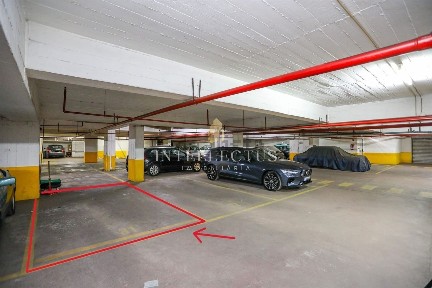 Espaço comercial à venda na Rua Ladislau Patrício