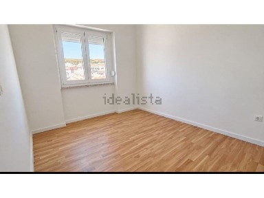 Apartamento T2 à venda na Avenida Dom Nuno Álvares Pereira