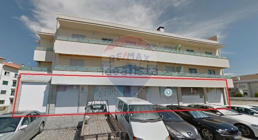 Arrendamento de espaço comercial em Campo