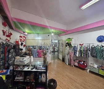Espaço comercial à venda na Praceta Maria Afonso