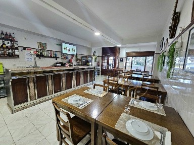 Espaço comercial à venda na Avenida do Parque
