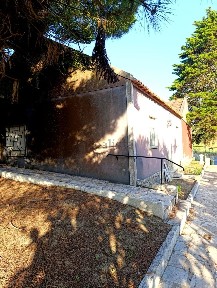 Moradia independente à venda em Dois Portos