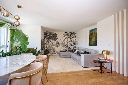 Apartamento T3 à venda na Rua do Vale Formoso de Cima