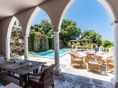 Quinta à venda na Vila de Colares - Mucifal