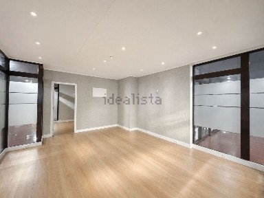 Espaço comercial à venda na Rua Melo e Sousa