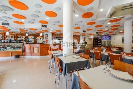Espaço comercial à venda na Avenida 9 de Julho s/n