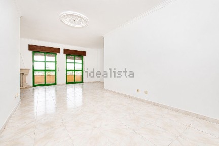 Apartamento T3 à venda na Rua da Reserva Botânica