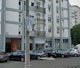 Espaço comercial à venda na Rua Manhiça