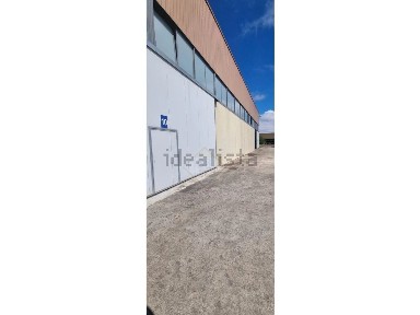 Armazém com rentabilidade à venda na Estrada Nacional 9, Km 17, Sintra