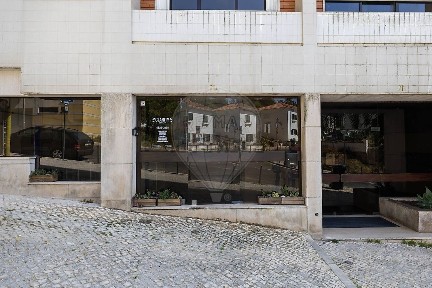 Negócio à venda na Calçada da Quintinha