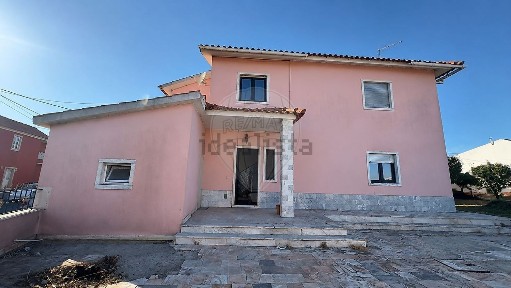Andar de moradia à venda na Travessa das Oliveiras
