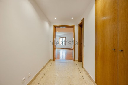 Apartamento T1 à venda na Rua Gaivotas em Terra