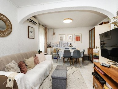 Apartamento T3 à venda em Olivais