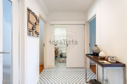 Apartamento T2 à venda na Reboleira