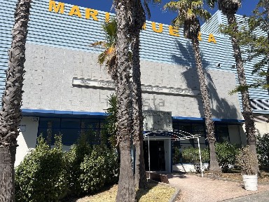 Armazém à venda em Santo António dos Cavaleiros e Frielas